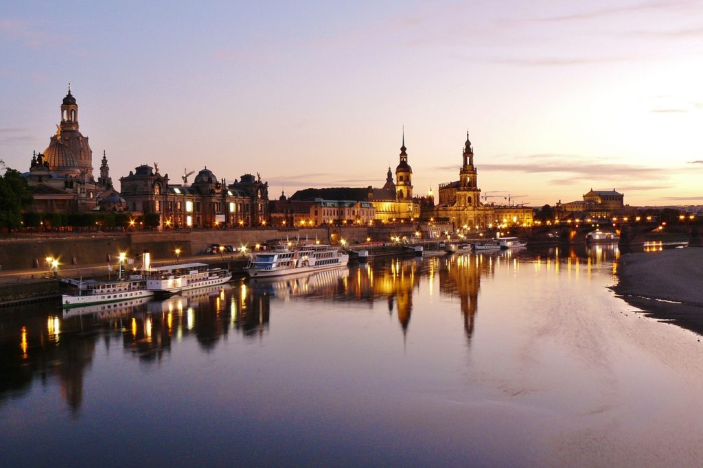 Dresden Skyline Abends